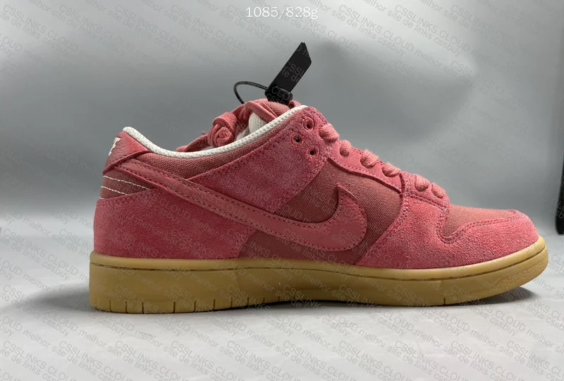 NK Dunk SB Low - Red Gum 5