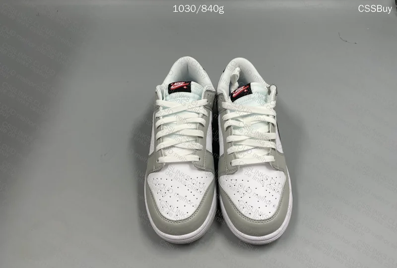 Nk Dunk VT BATCH GL TROPA?