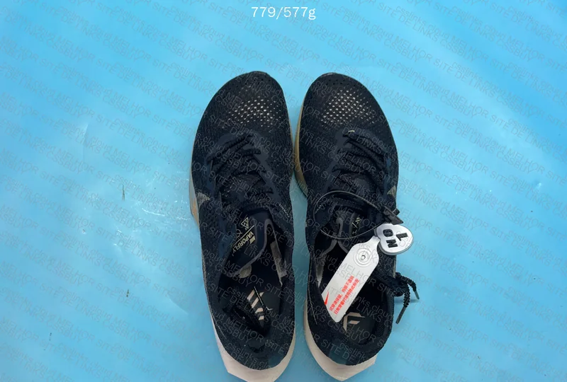 NK ZoomX Vaporfly NEXT% 3 (Running) 7