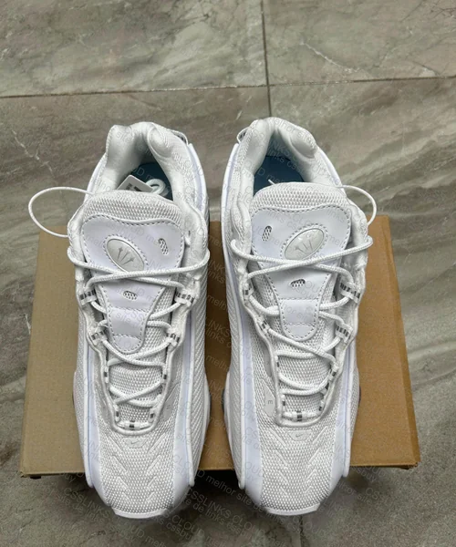 Nocta Glide 4