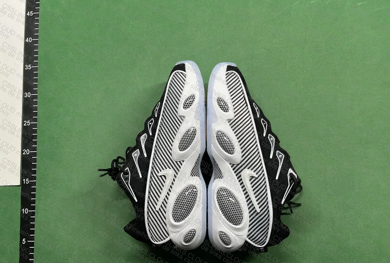 Nocta Glide Black 5