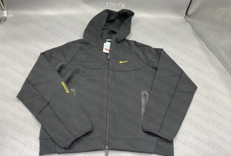 Nocta Tech Fleece 3