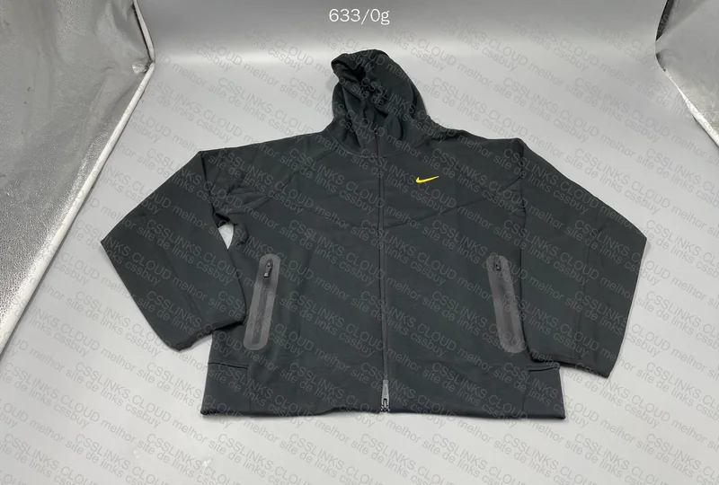 Nocta Tech Fleece 3