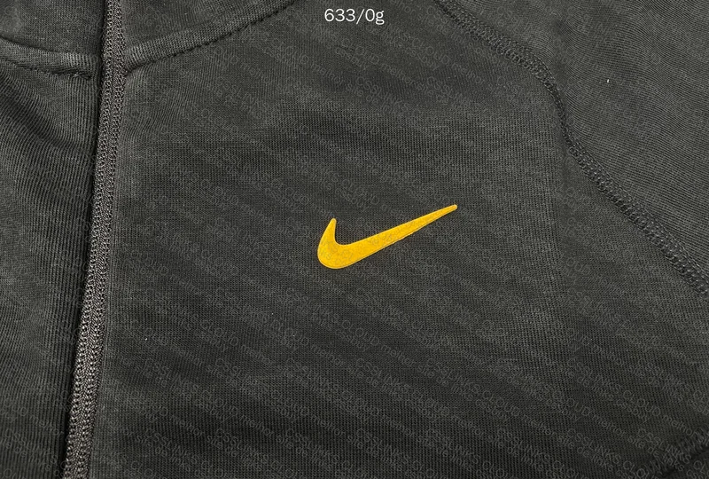 Nocta Tech Fleece 4