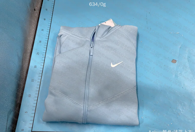 Nocta Tech Fleece 3