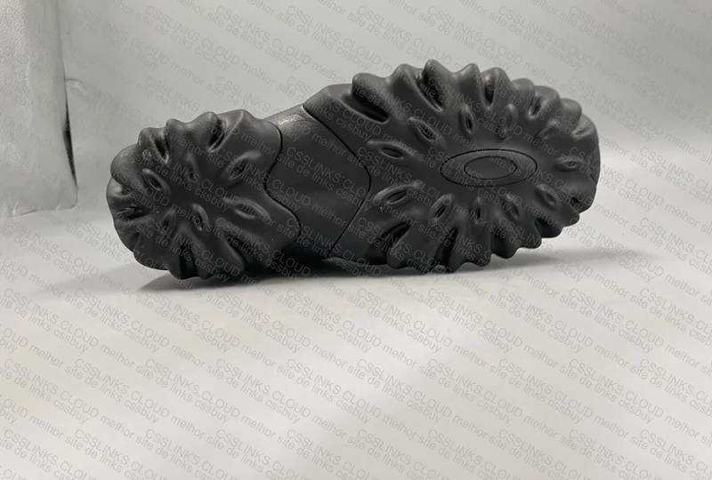Oakley Chop Saw 2