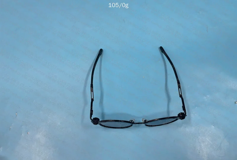 Oakley Deadbolt