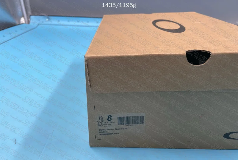 Oakley Factory team Chop saw 9