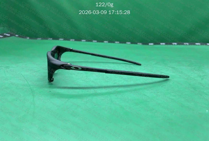 Oakley MagFour 4