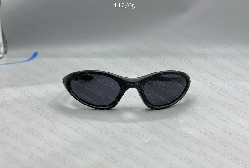 oakley minute 1.0 2
