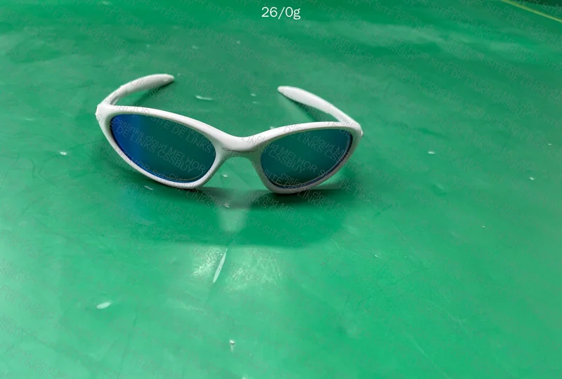 Oakley Minute 1.0 White 2