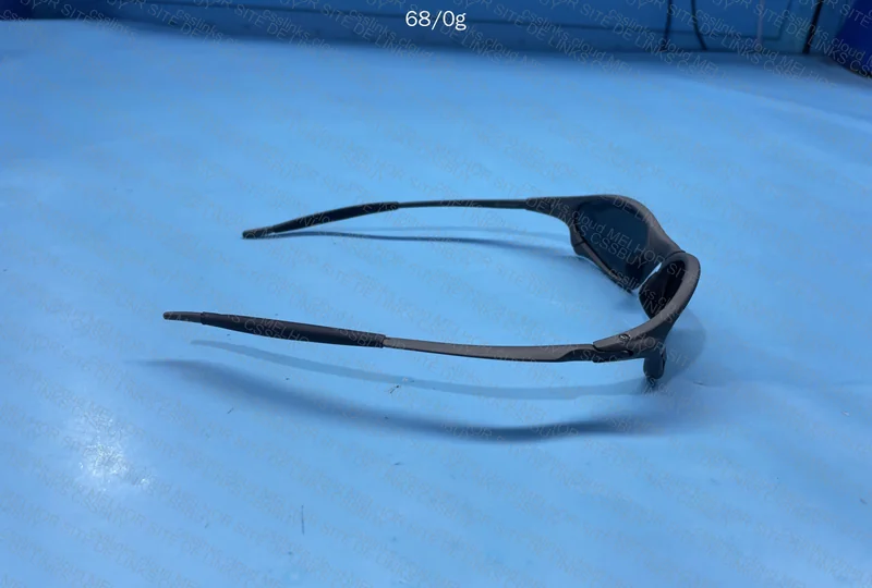 Oakley penny 2