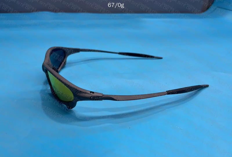Oakley Penny