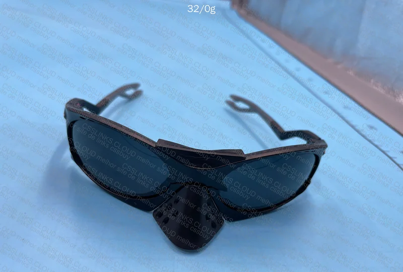 Oakley Plantaris