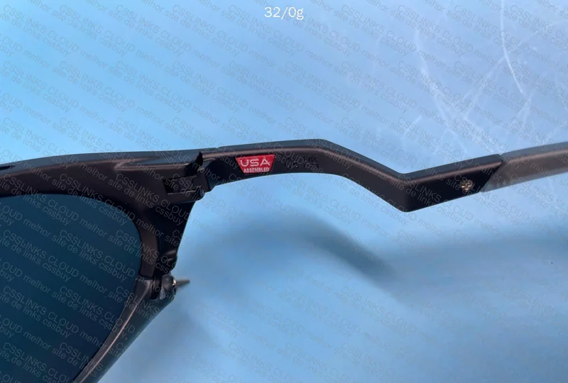 Oakley Plantaris 5