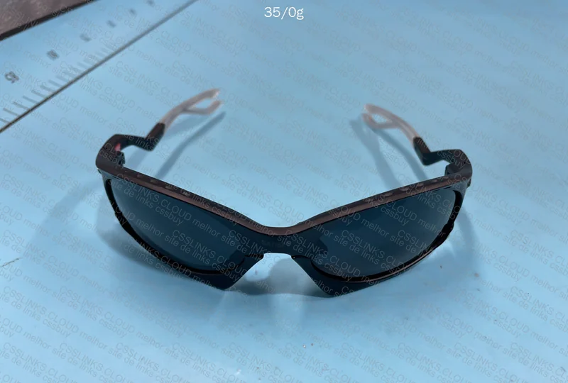 Oakley Plantaris