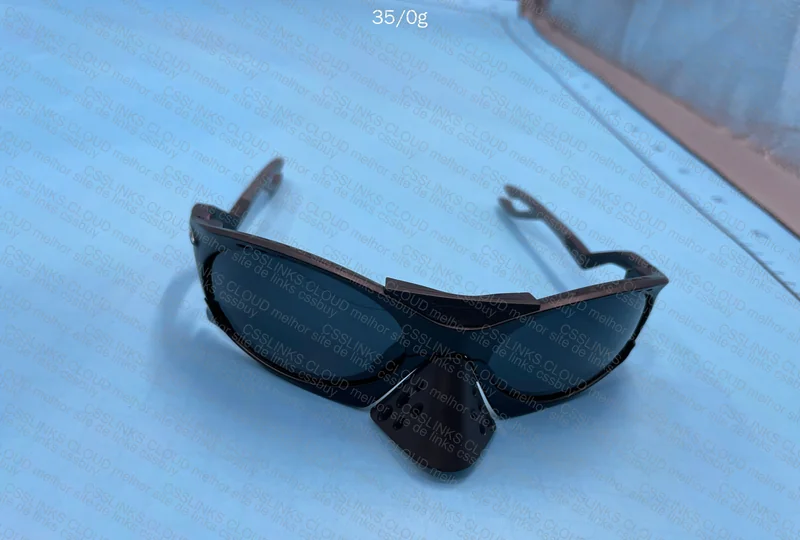 OAKLEY PLANTARIS