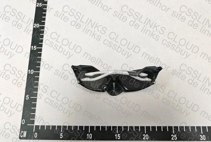 Oakley plantaris 3