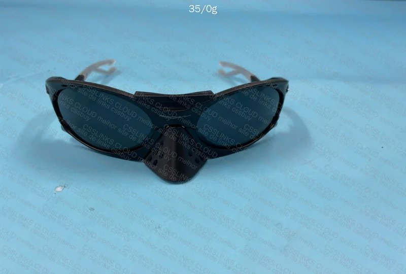 Oakley Plantaris