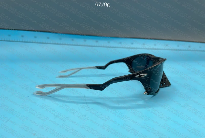 Oakley Plantaris