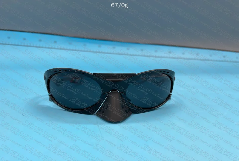Oakley Plantaris 2