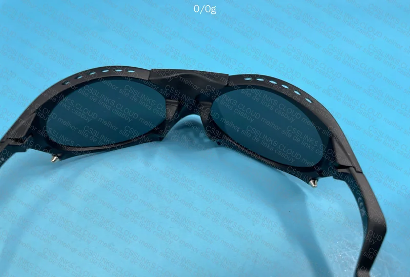 Oakley plantaris 6