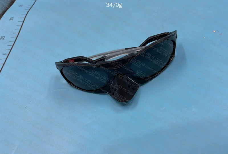 Oakley Plantaris