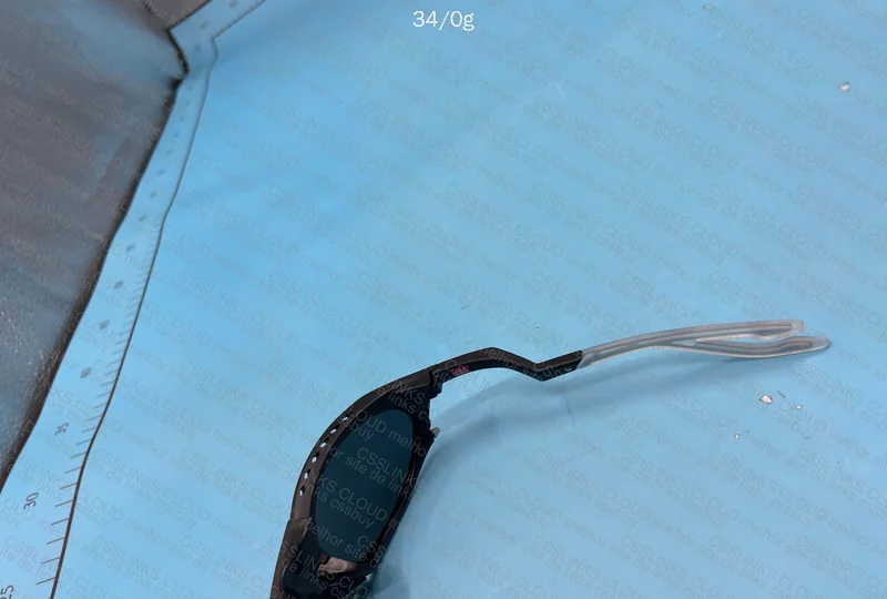 Oakley Plantaris 3