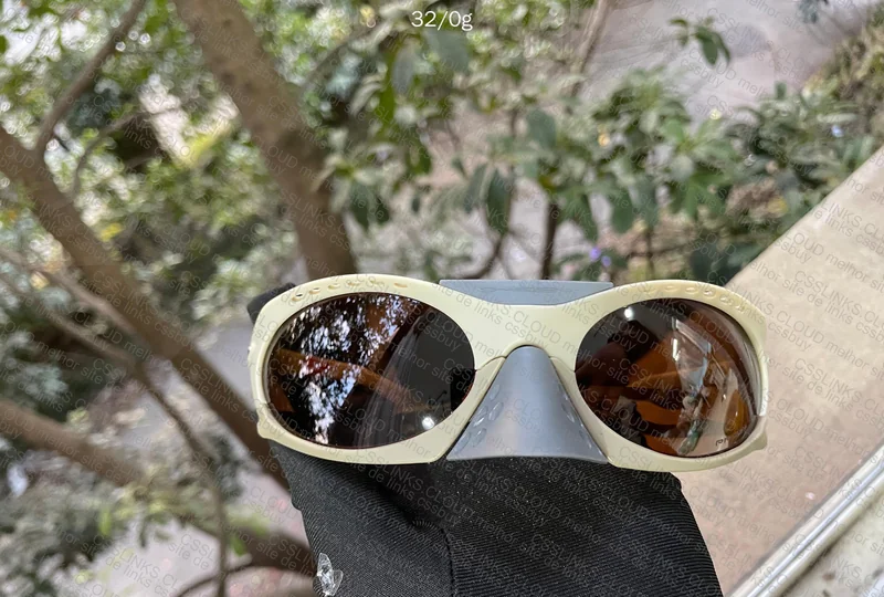Oakley Plantaris 6