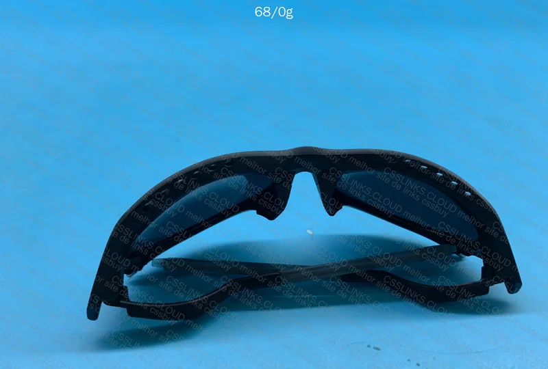 OAKLEY PLANTARIS 7