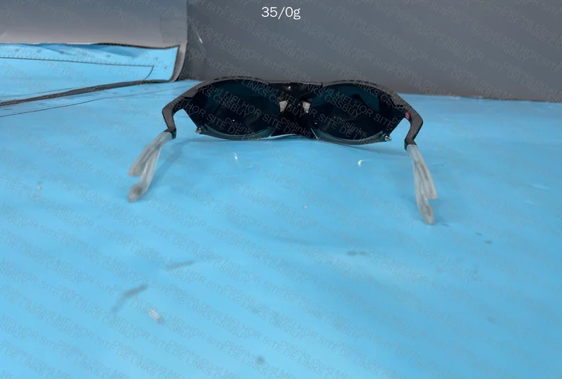 Oakley Plantaris 4
