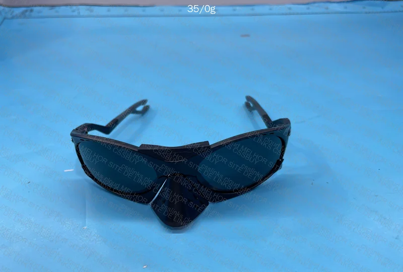 Oakley Plantaris 3