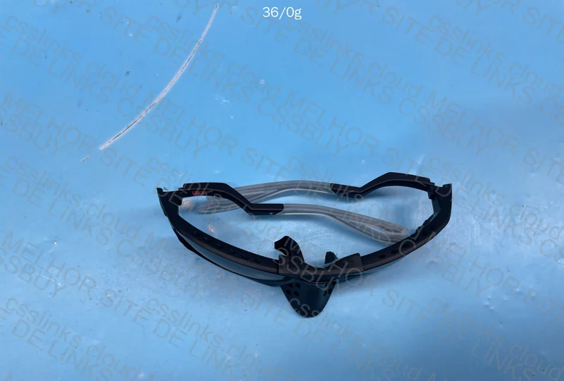 Oakley Plantaris 2