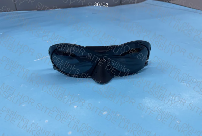 Oakley Plantaris 3
