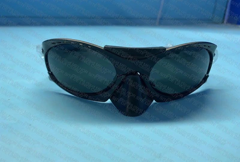 Oakley plantaris 2