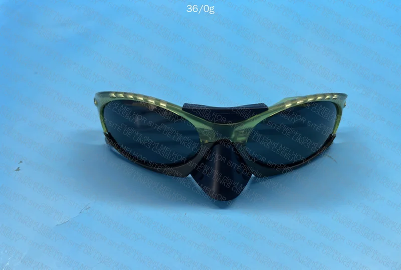 Oakley Plantaris 2