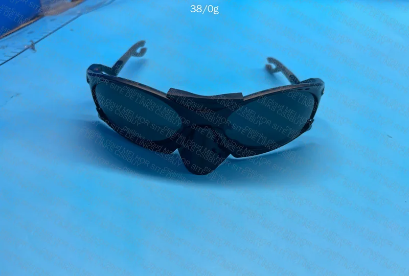 Oakley Plantaris 4