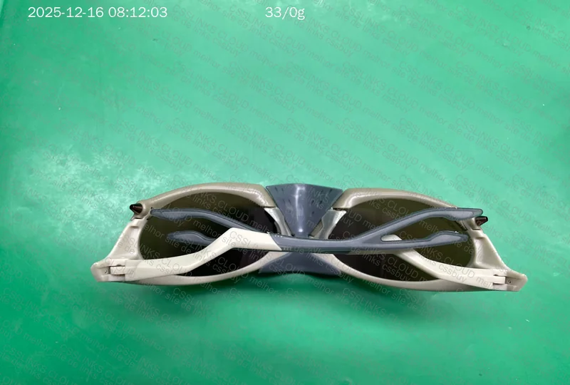 Oakley Plantaris