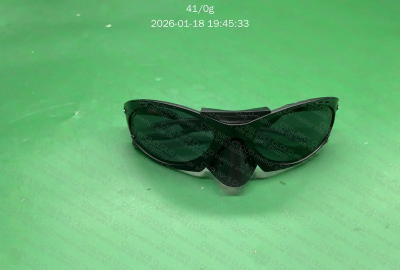 Oakley Plantaris 3