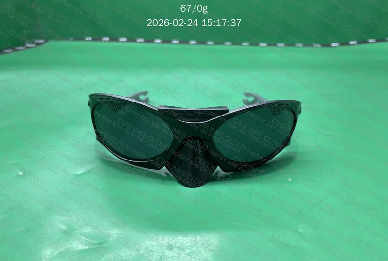 Oakley Plantaris 2