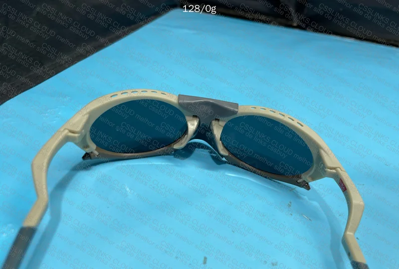 Oakley Plantaris (2 Models [6 Units])