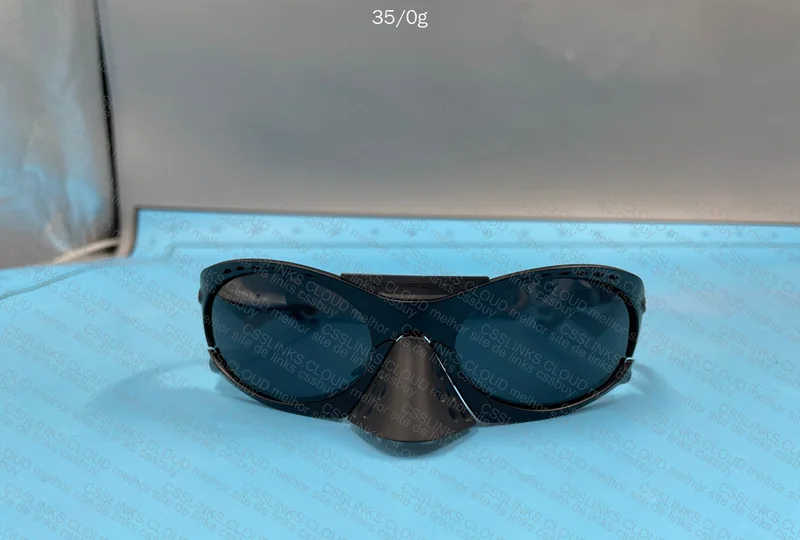 Oakley Plantaris (Ajuda) 2
