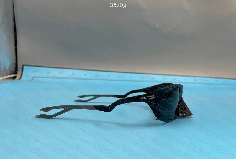 Oakley Plantaris (Ajuda) 5