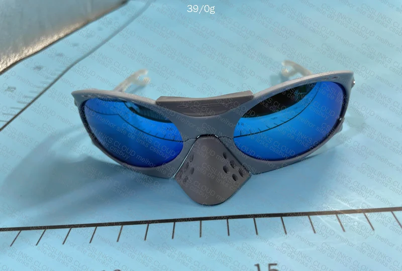 Oakley Plantaris C17 e C11