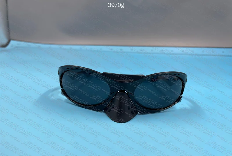 OAKLEY PLANTARIS WITH VIDEO 2