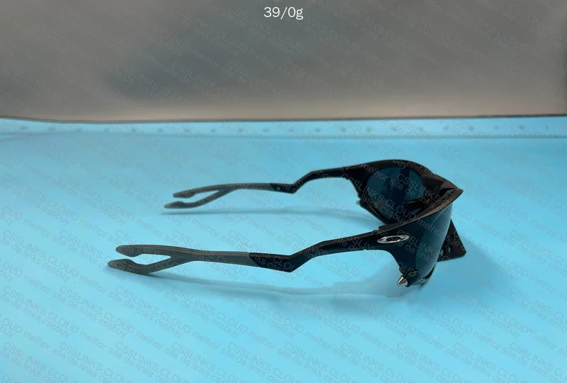 oakley plantaris gl? 4