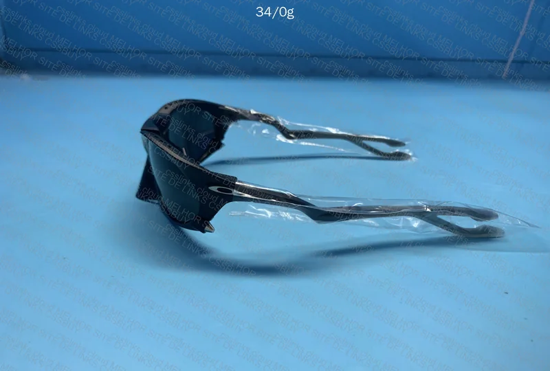 Oakley plantaris (GL?) 6