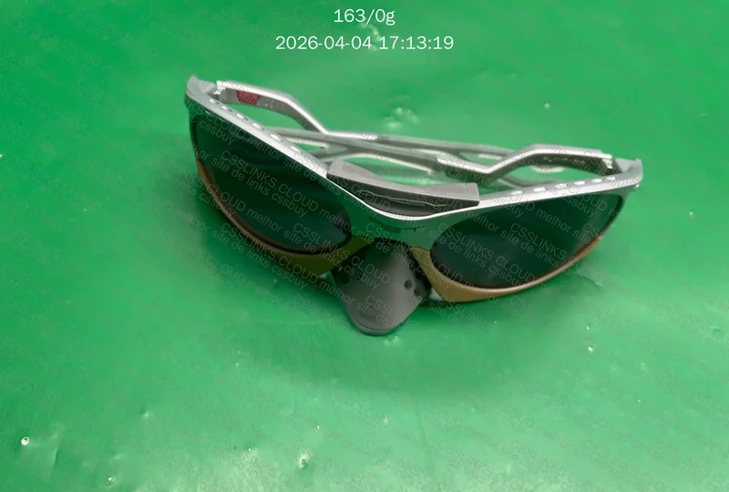 Oakley Plantaris Piet 3