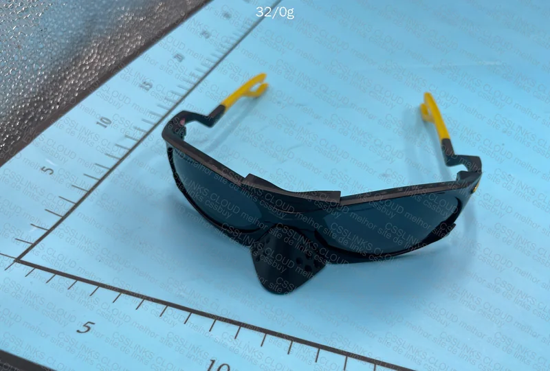 Oakley Plantaris Podpah