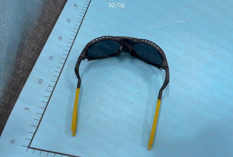 Oakley Plantaris Podpah 6